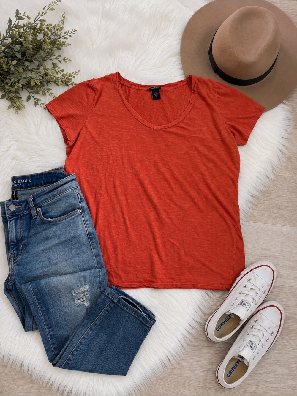 Torrid Vneck tee in orange size 1